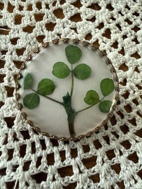 Vintage Dried Clover Gold-Tone Pin